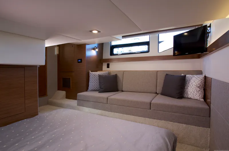 Slide: The Image of Cruisers Yachts 42 Cantius 2025 - 16