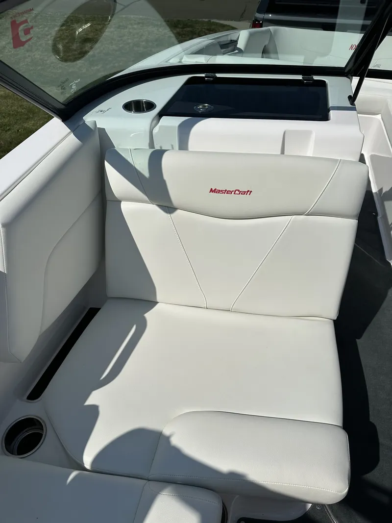 Slide: The Image of Mastercraft NXT24 2021 - 2
