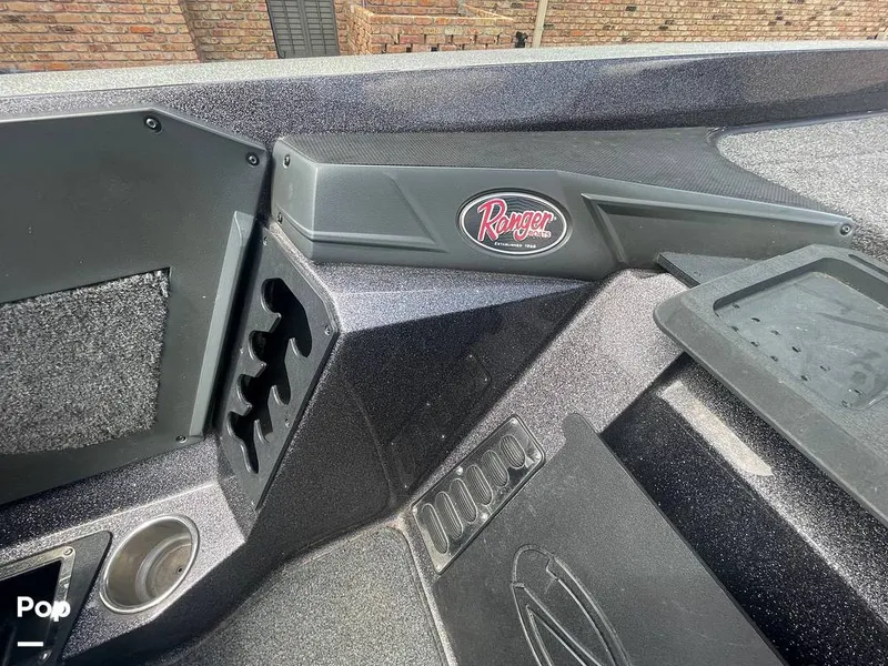 Slide: The Image of Ranger Z520L 50th Anniversary Edition 2018 - 16595851