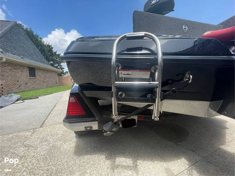 Slide: The Image of Ranger Z520L 50th Anniversary Edition 2018 - 16595983