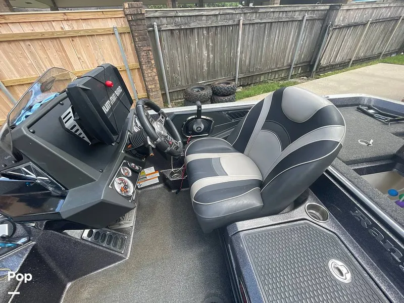 Slide: The Image of Ranger Z520L 50th Anniversary Edition 2018 - 16595859