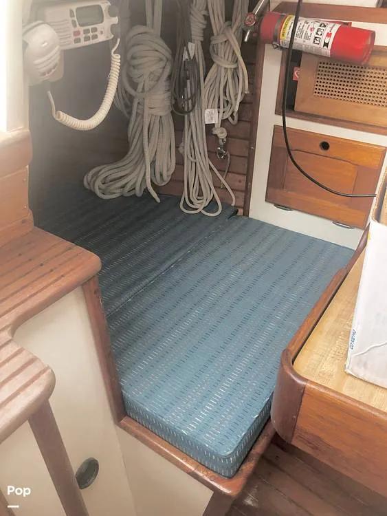 Slide: The Image of Quarter Berth - 16548591