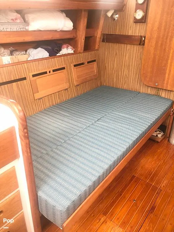 Slide: The Image of Double Berth - 16548592