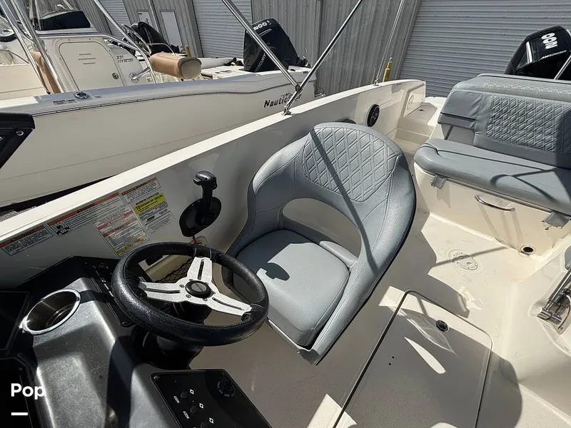 Slide: The Image of Bayliner VR6 2023 - 16543425