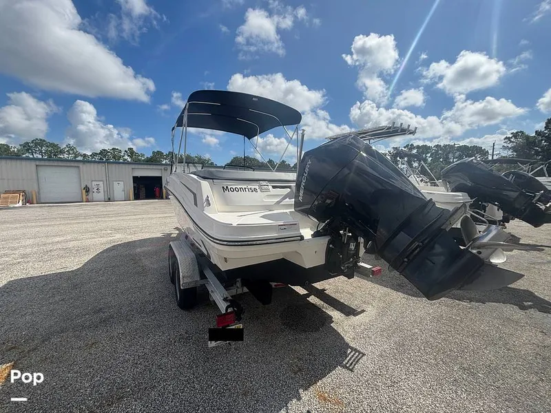Slide: The Image of Bayliner VR6 2023 - 16543392
