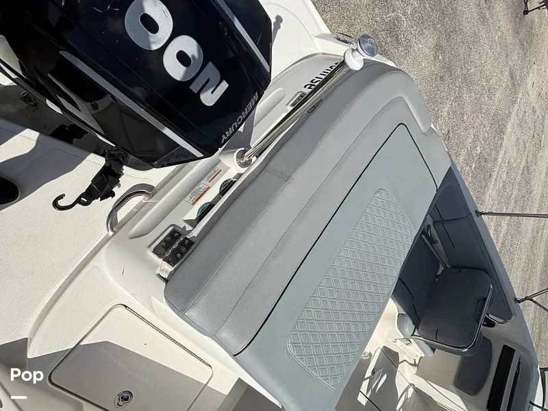 Slide: The Image of Bayliner VR6 2023 - 16543400