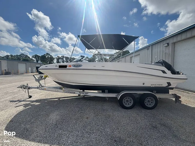 Slide: The Image of Bayliner VR6 2023 - 16543390