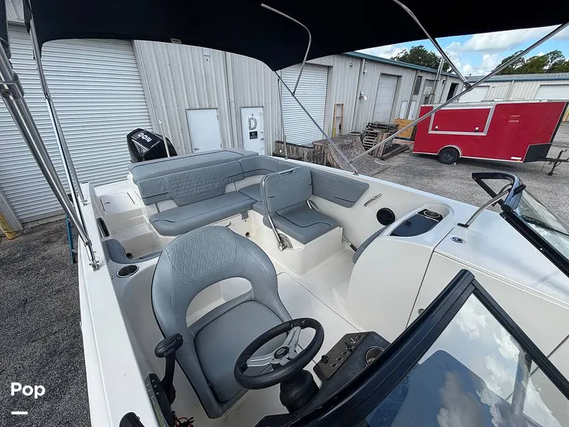 Slide: The Image of Bayliner VR6 2023 - 16543440