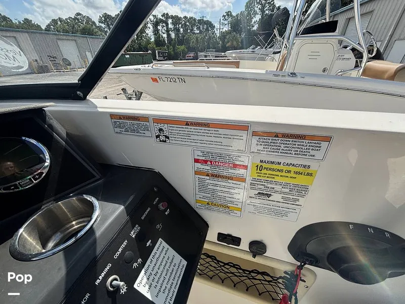 Slide: The Image of Bayliner VR6 2023 - 16543423