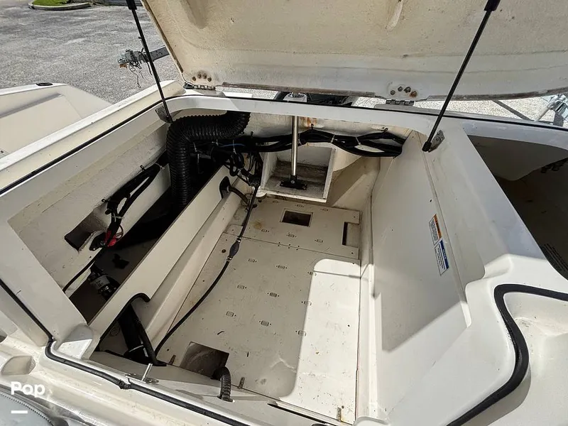 Slide: The Image of Bayliner VR6 2023 - 16543638