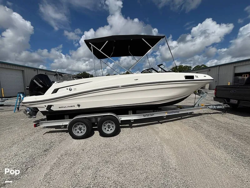 Slide: The Image of Bayliner VR6 2023 - 16543503