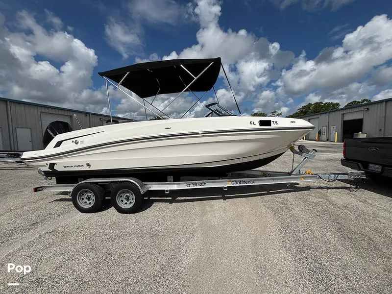 Slide: The Image of Bayliner VR6 2023 - 16543504