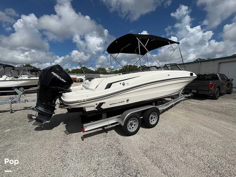 Slide: The Image of Bayliner VR6 2023 - 16543501