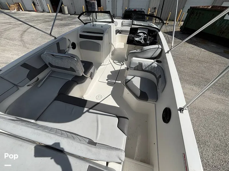Slide: The Image of Bayliner VR6 2023 - 16543632