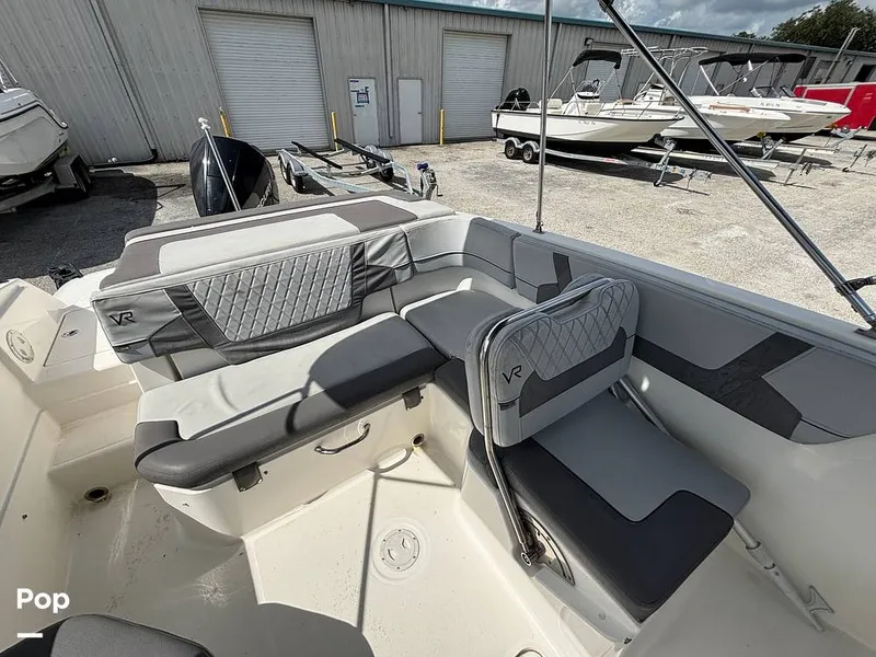 Slide: The Image of Bayliner VR6 2023 - 16543642