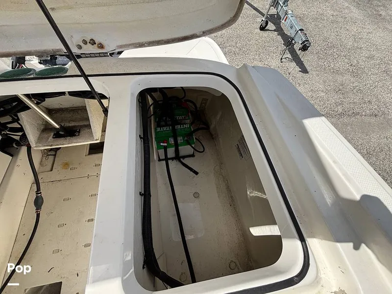 Slide: The Image of Bayliner VR6 2023 - 16543639