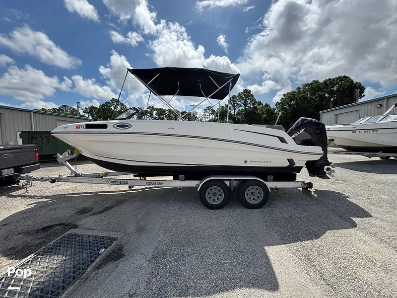 The Image of Bayliner VR6 2023 - 16543487