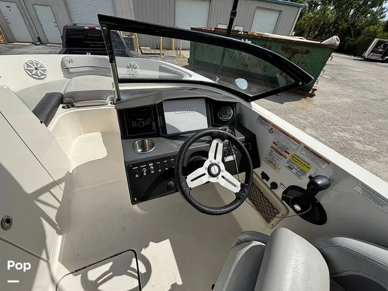 Slide: The Image of Bayliner VR6 2023 - 16543655