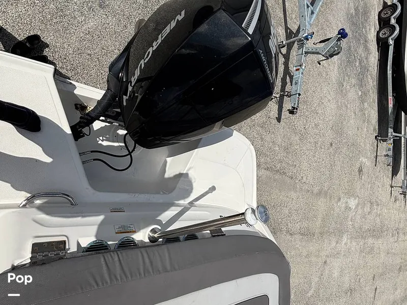 Slide: The Image of Bayliner VR6 2023 - 16543509