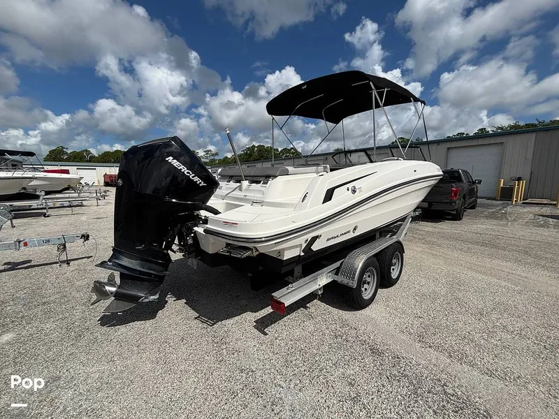 Slide: The Image of Bayliner VR6 2023 - 16543500
