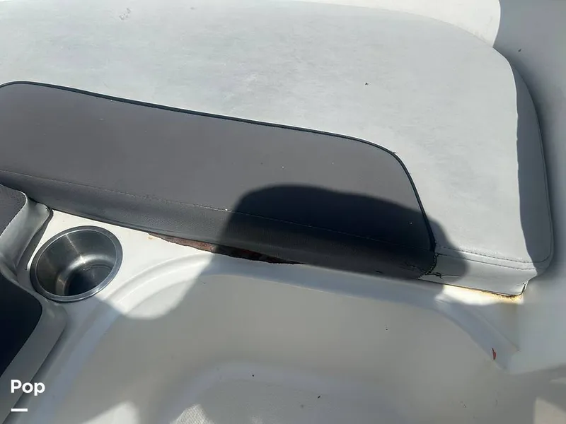 Slide: The Image of Bayliner VR6 2023 - 16710236
