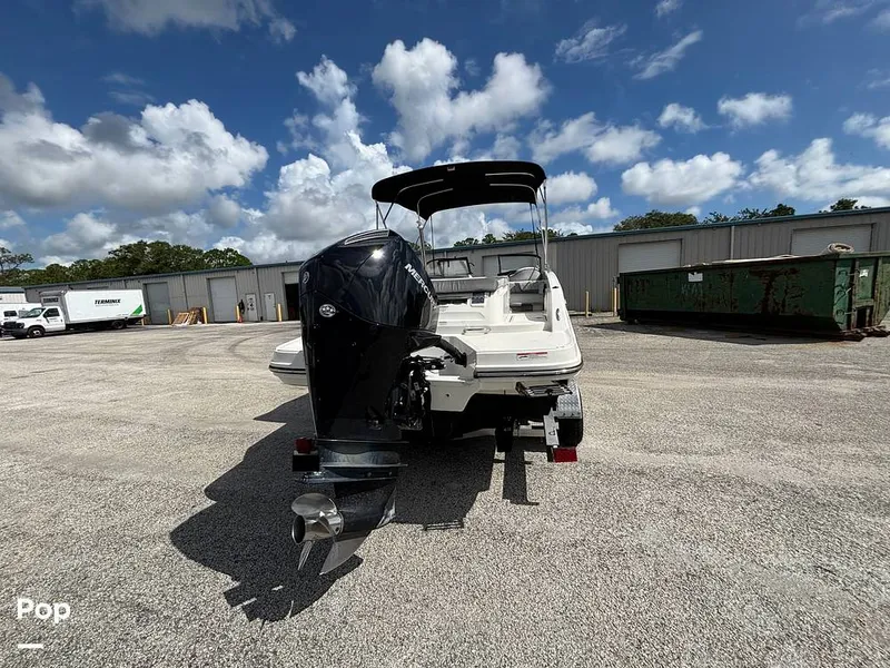 Slide: The Image of Bayliner VR6 2023 - 16543498