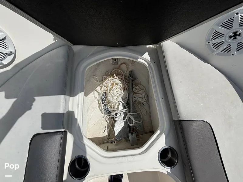 Slide: The Image of Bayliner VR6 2023 - 16543667