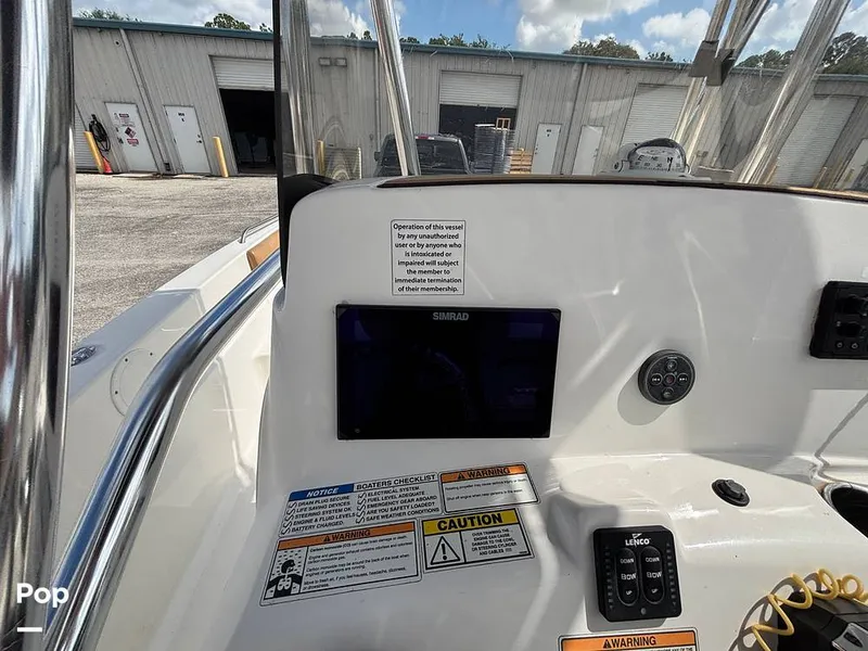 Slide: The Image of NauticStar 231 Hybrid 2023 - 16543712