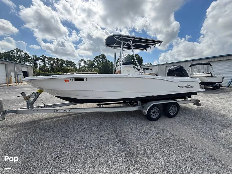 Slide: The Image of NauticStar 231 Hybrid 2023 - 16543697