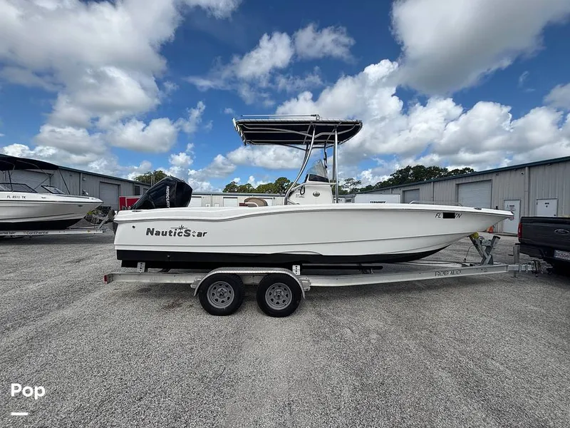 Slide: The Image of NauticStar 231 Hybrid 2023 - 16543687