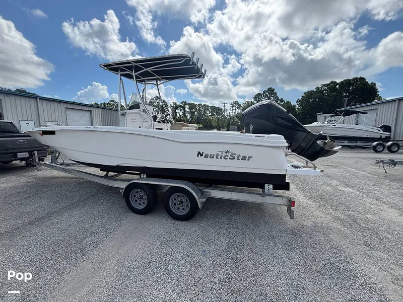 Slide: The Image of NauticStar 231 Hybrid 2023 - 16543695