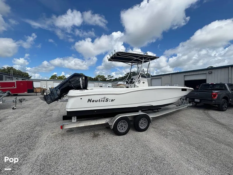 Slide: The Image of NauticStar 231 Hybrid 2023 - 16543688