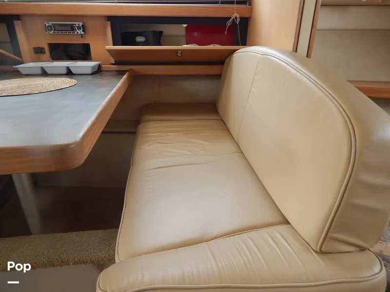 Slide: The Image of Bayliner Avanti 3255 Express 1999 - 16652322
