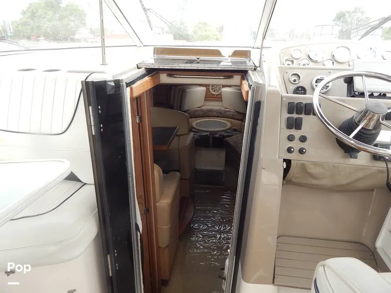 Slide: The Image of Bayliner Avanti 3255 Express 1999 - 16652299
