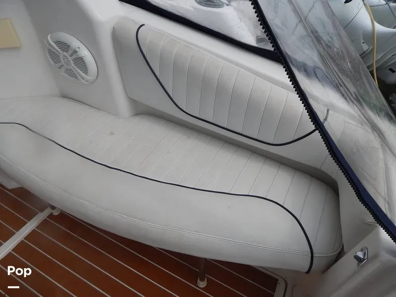 Slide: The Image of Bayliner Avanti 3255 Express 1999 - 16652280
