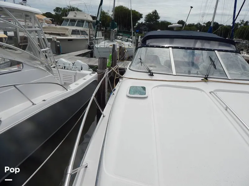 Slide: The Image of Bayliner Avanti 3255 Express 1999 - 16652262