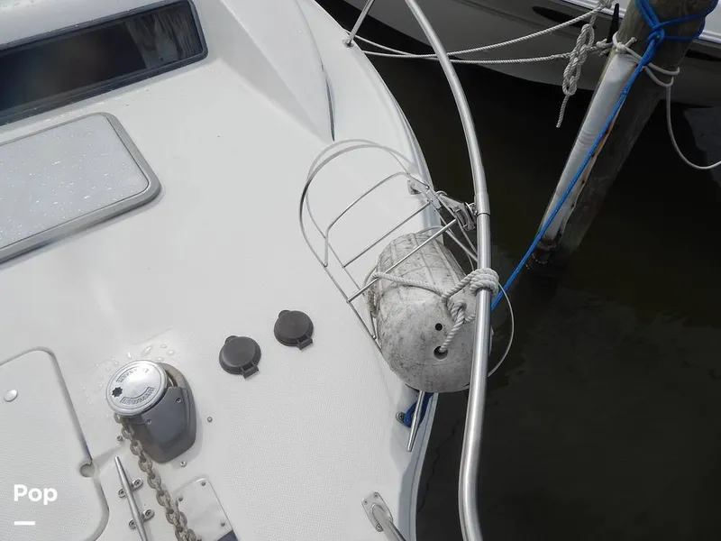 Slide: The Image of Bayliner Avanti 3255 Express 1999 - 16652256