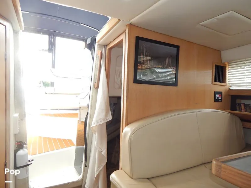 Slide: The Image of Bayliner Avanti 3255 Express 1999 - 16652326