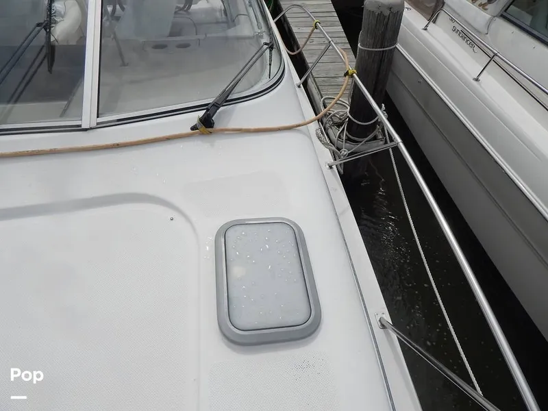 Slide: The Image of Bayliner Avanti 3255 Express 1999 - 16652265