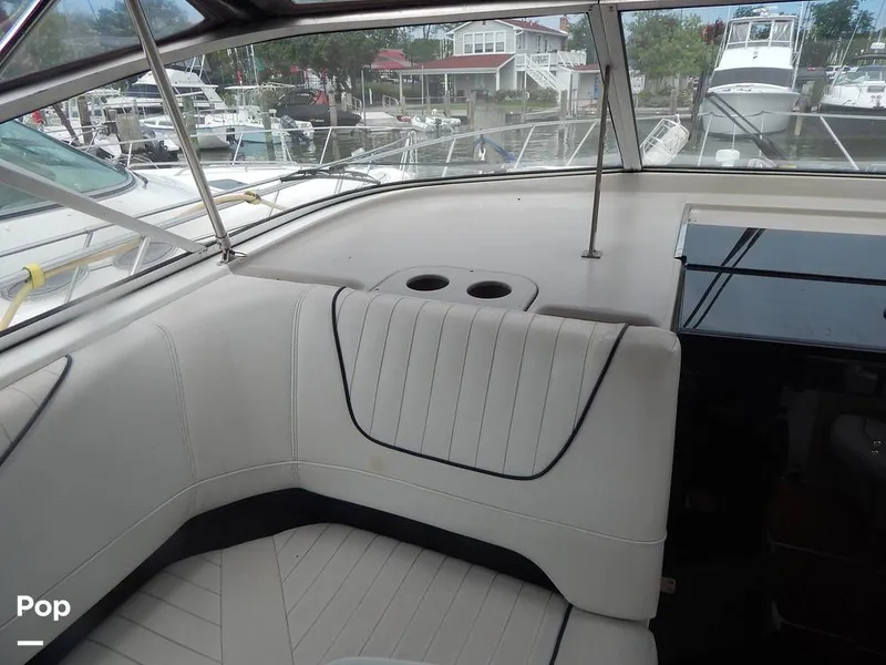 Slide: The Image of Bayliner Avanti 3255 Express 1999 - 16652288