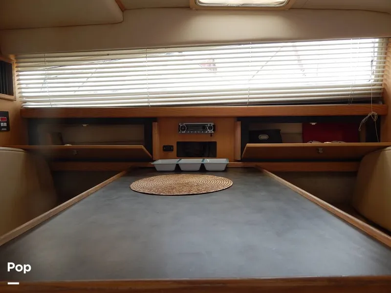 Slide: The Image of Bayliner Avanti 3255 Express 1999 - 16652323