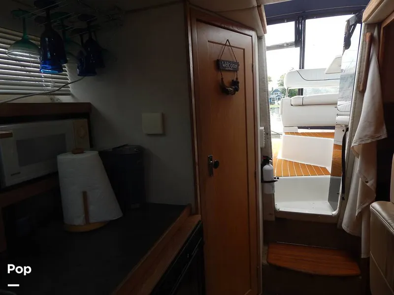 Slide: The Image of Bayliner Avanti 3255 Express 1999 - 16652317