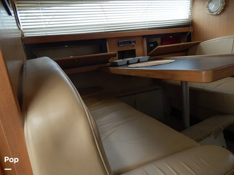 Slide: The Image of Bayliner Avanti 3255 Express 1999 - 16652304