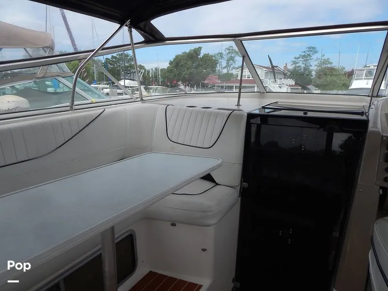Slide: The Image of Bayliner Avanti 3255 Express 1999 - 16652286