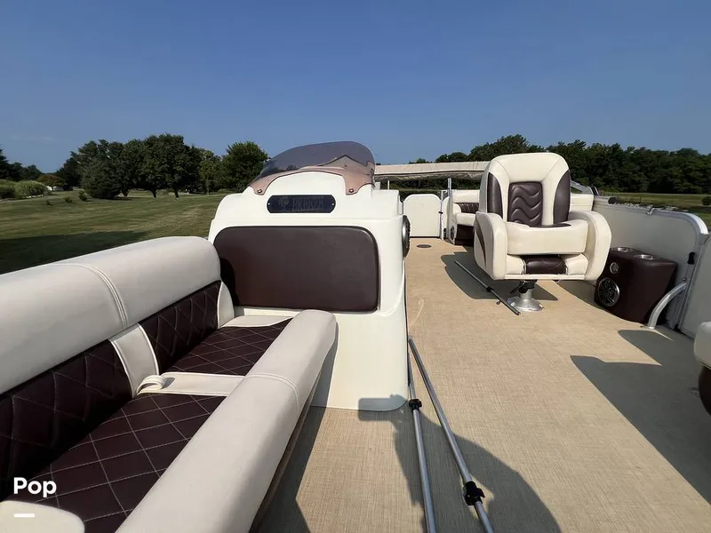 Slide: The Image of Lexington Palm Breeze 521 2023 - 16606046
