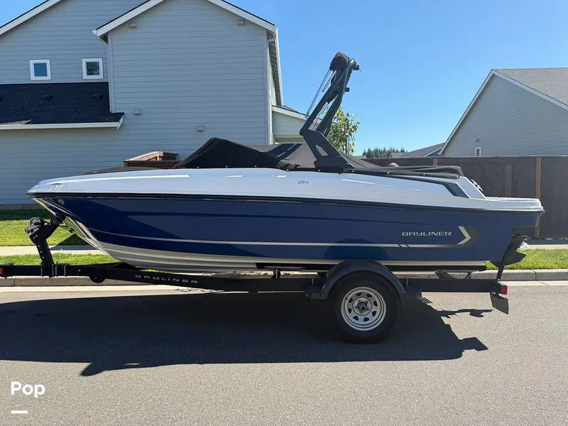 Slide: The Image of Bayliner VR4 2022 - 16596811