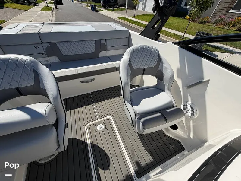 Slide: The Image of Bayliner VR4 2022 - 16596791