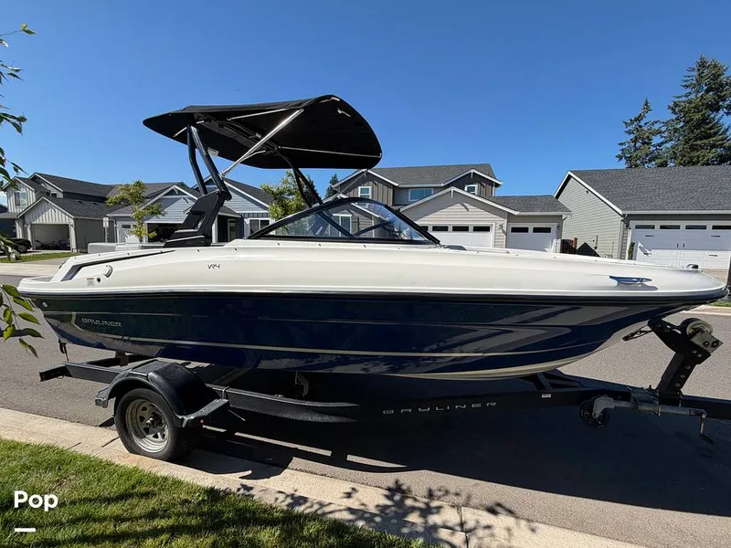 Slide: The Image of Bayliner VR4 2022 - 16596742