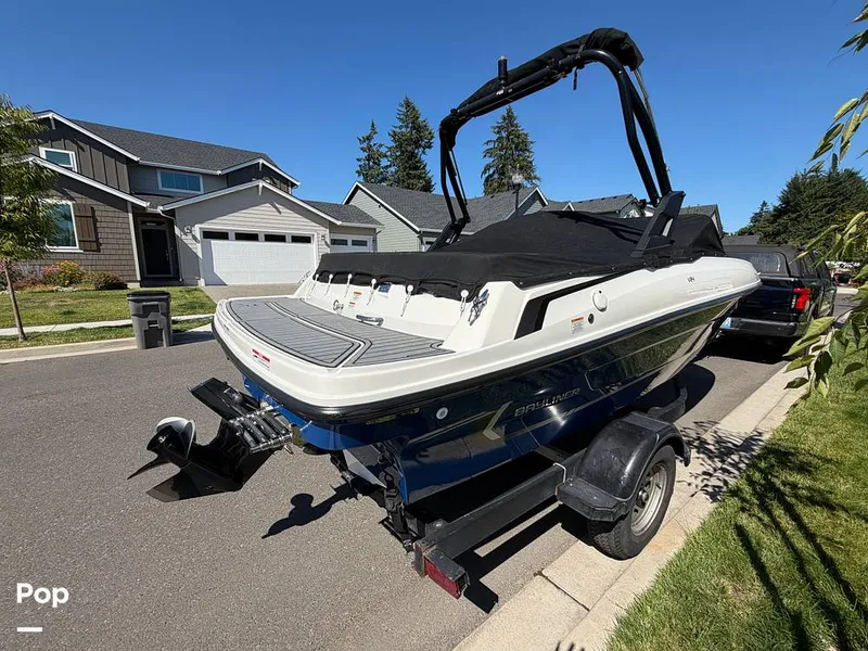 Slide: The Image of Bayliner VR4 2022 - 16596815