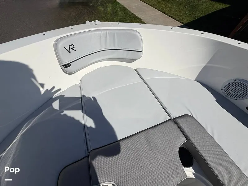 Slide: The Image of Bayliner VR4 2022 - 16596776